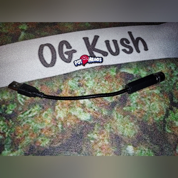 Mini red LED Starry Sky Ceiling Decor Night Lamp with Adjustable Stars - Picture 12 of 13